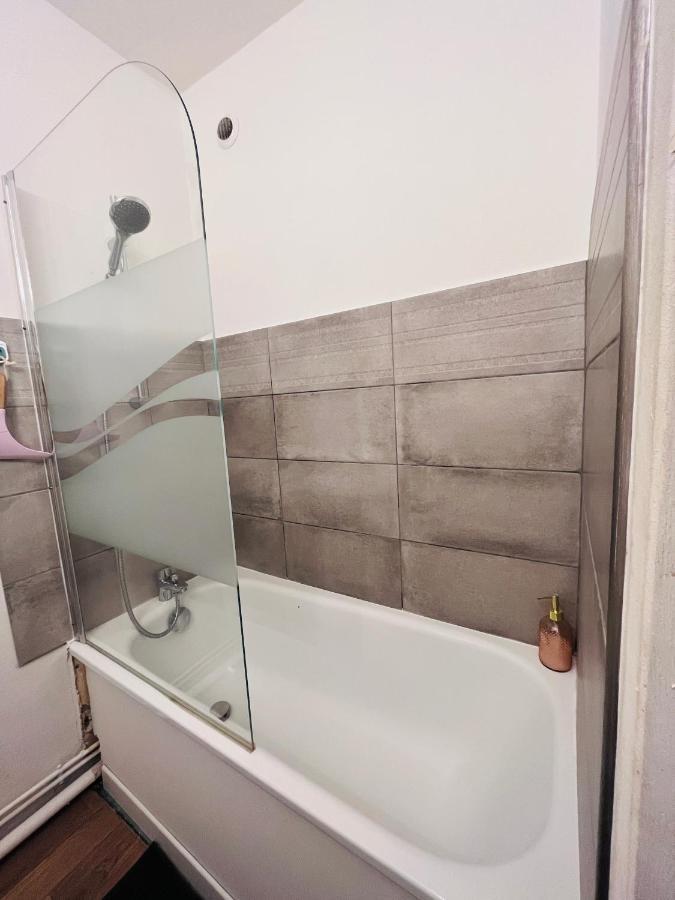 Apartamento Studio Neuf Au Calme Proche Gare Maritime - 7 Min Nantes Exterior foto